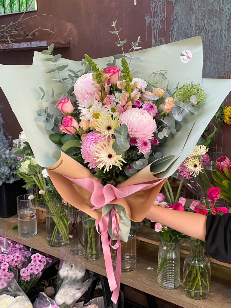 Mother's Day Seasonal Mum & Rose